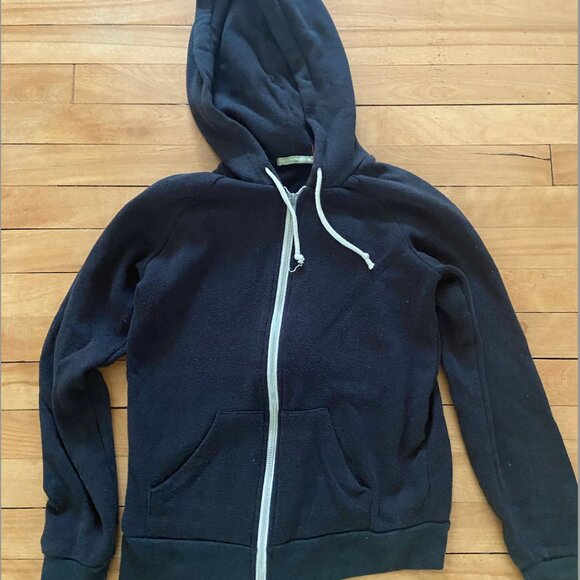 Alternative Earth: cozy & soft - Picture 1 of 1